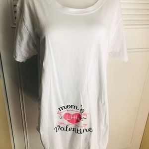 Crazy dog 3x Valentines maternity top Euc